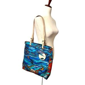 NWT SAKROOTS Artist Circle Water Nation Tote Bag Zip Purse WAVE OCEAN 104955 Blu